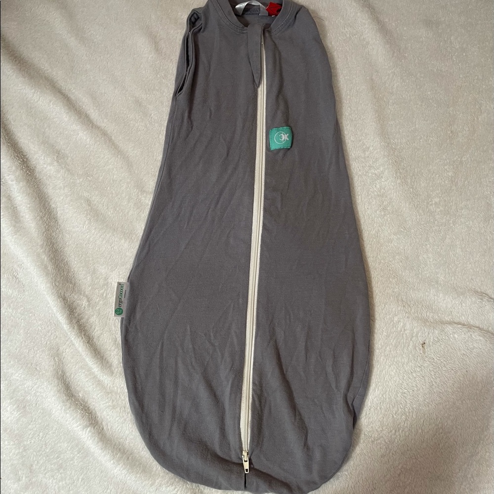 Ergo cocoon swaddle